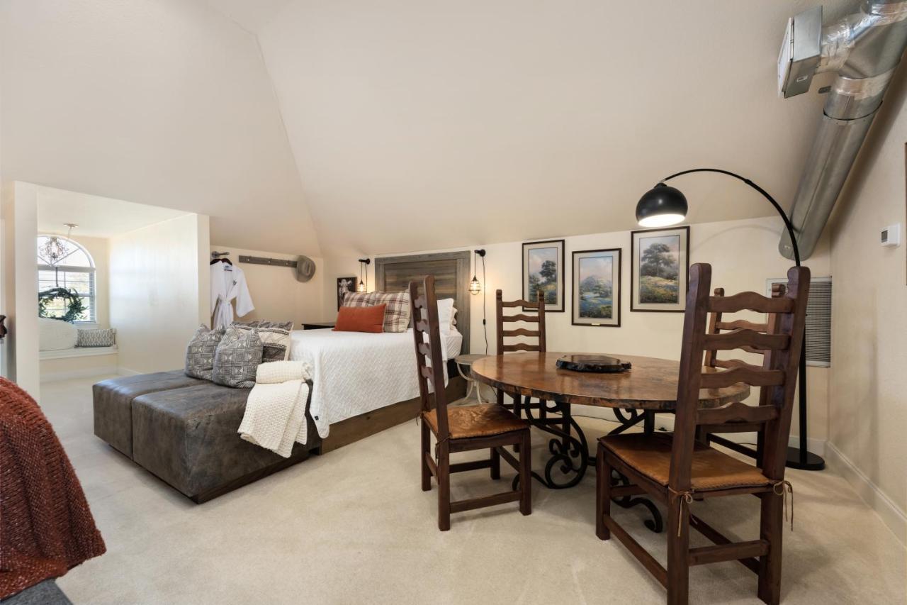 The Plantation House Boutique Inn Pflugerville Zewnętrze zdjęcie
